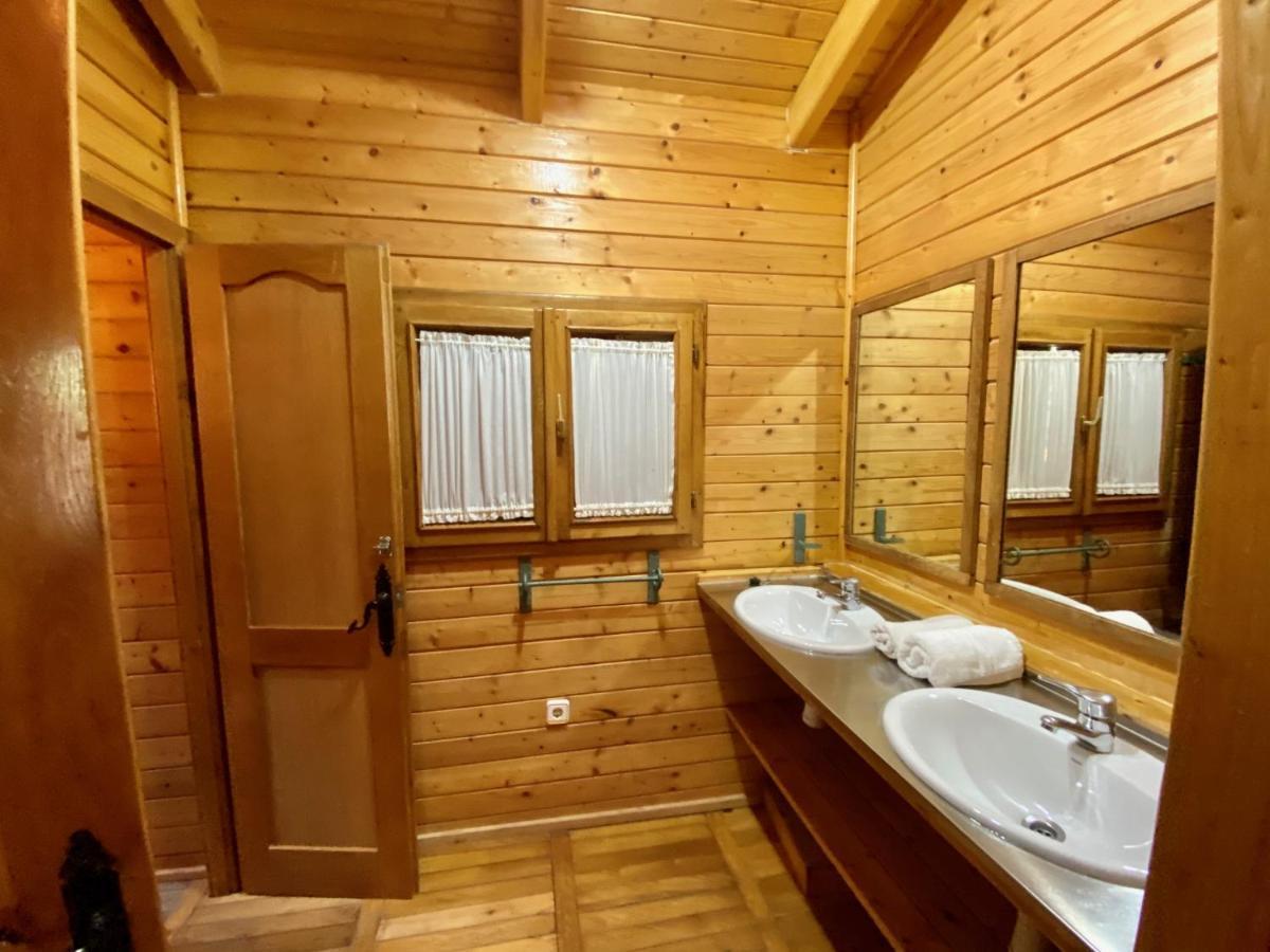 Camping Rural Llanos De Arance Coto Rios Bagian luar foto