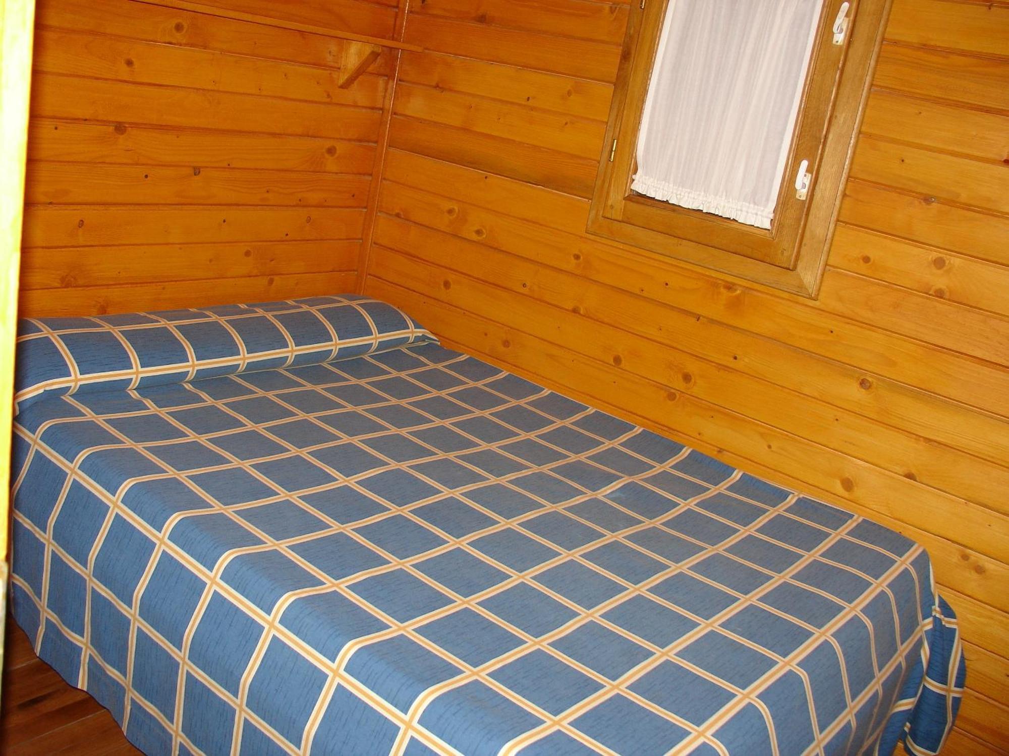 Camping Rural Llanos De Arance Coto Rios Bagian luar foto