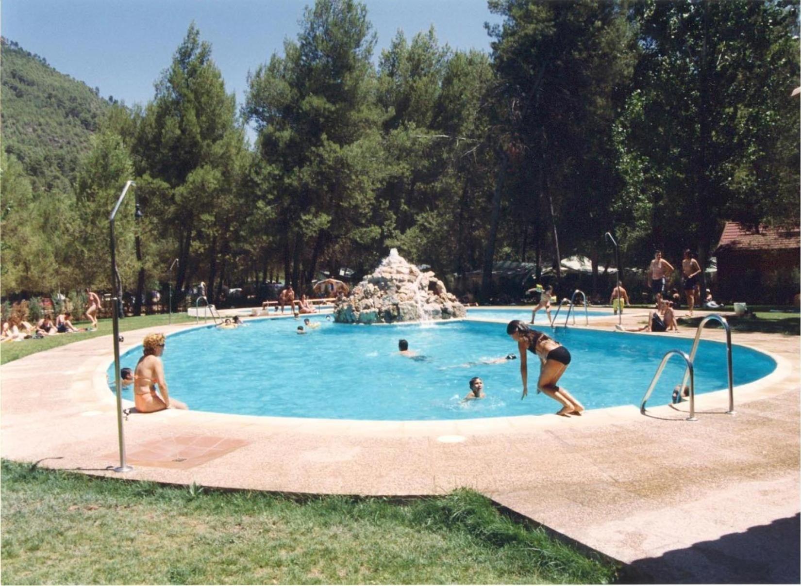 Camping Rural Llanos De Arance Coto Rios Bagian luar foto